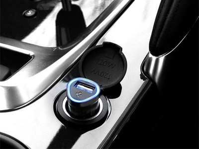 SGP Compact Car Charger Kuel P12Q/C
